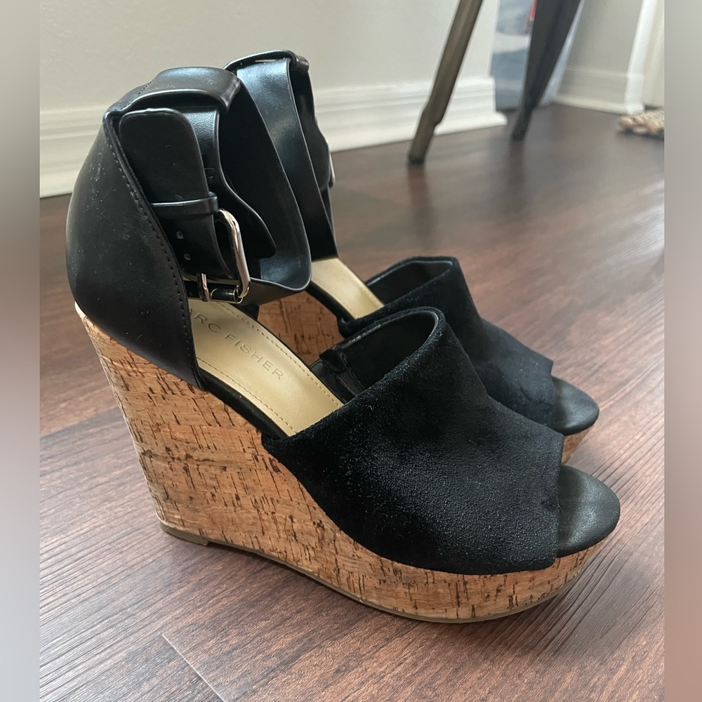 Marc Fisher Wedge - 6.5
